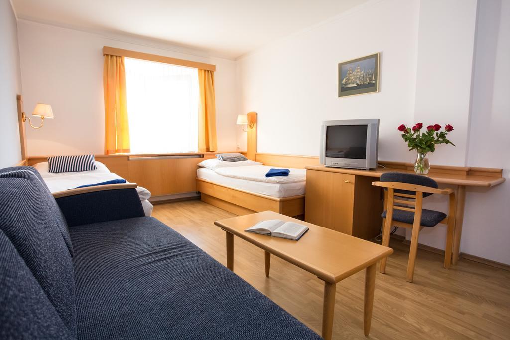 Hotel Laguna Ceske Budejovice Oda fotoğraf